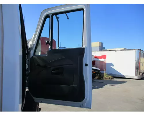 INTERNATIONAL 4300 2002-2020 DOOR ASSEMBLY, FRONT