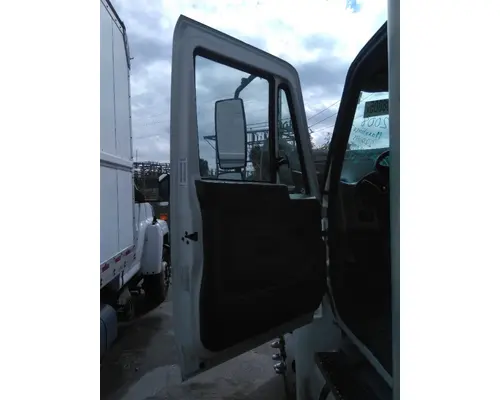 INTERNATIONAL 4300 2002-2020 DOOR ASSEMBLY, FRONT