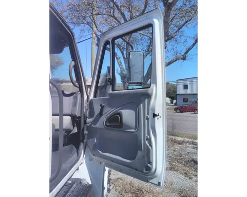 INTERNATIONAL 4300 2002-2020 DOOR ASSEMBLY, FRONT