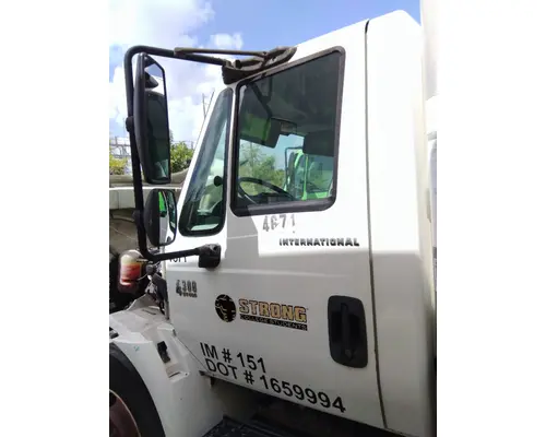 INTERNATIONAL 4300 2002-2020 DOOR ASSEMBLY, FRONT