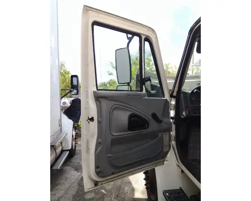 INTERNATIONAL 4300 2002-2020 DOOR ASSEMBLY, FRONT