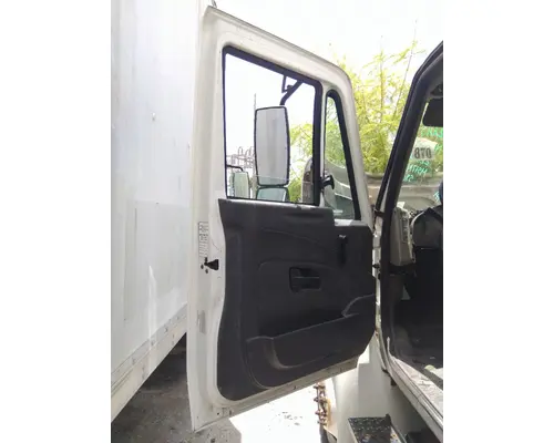 INTERNATIONAL 4300 2002-2020 DOOR ASSEMBLY, FRONT