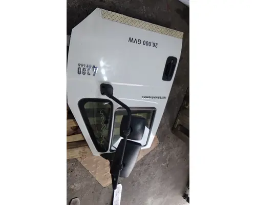 INTERNATIONAL 4300 2002-2020 DOOR ASSEMBLY, FRONT