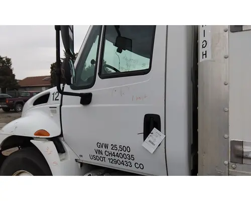 INTERNATIONAL 4300 2002-2020 DOOR ASSEMBLY, FRONT