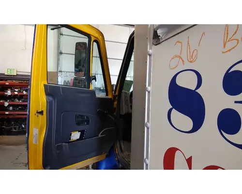 INTERNATIONAL 4300 2002-2020 DOOR ASSEMBLY, FRONT