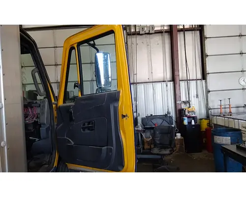 INTERNATIONAL 4300 2002-2020 DOOR ASSEMBLY, FRONT