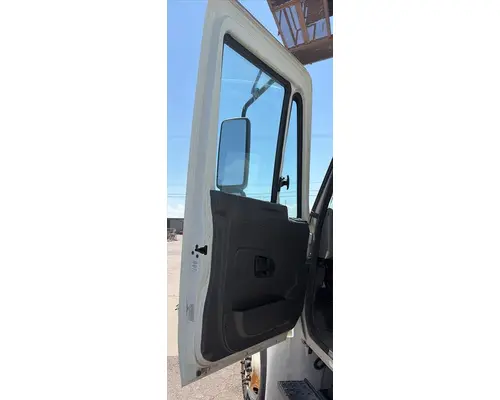 INTERNATIONAL 4300 2002-2020 DOOR ASSEMBLY, FRONT