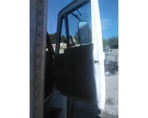 INTERNATIONAL 4300 2002-2020 DOOR ASSEMBLY, FRONT