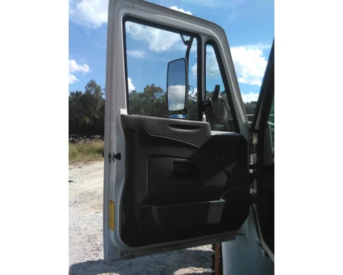 INTERNATIONAL 4300 2002-2020 DOOR ASSEMBLY, FRONT