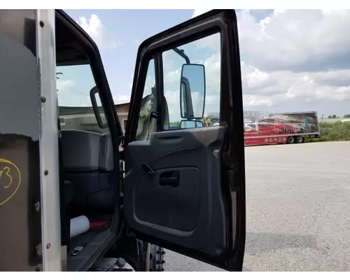 INTERNATIONAL 4300 2002-2020 DOOR ASSEMBLY, FRONT