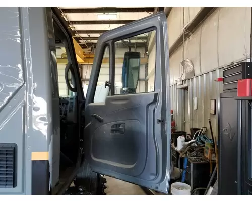 INTERNATIONAL 4300 2002-2020 DOOR ASSEMBLY, FRONT