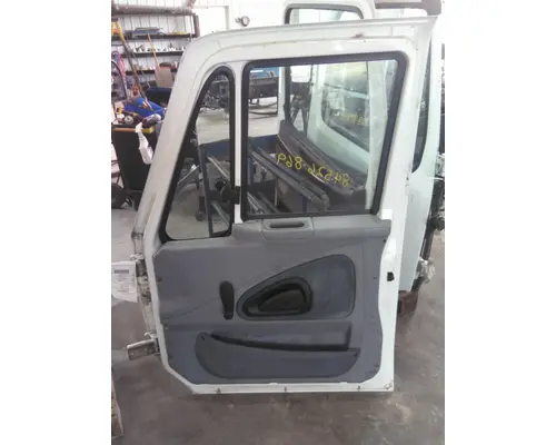 INTERNATIONAL 4300 2002-2020 DOOR ASSEMBLY, FRONT