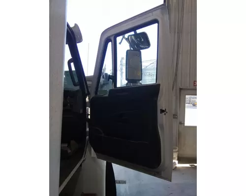 INTERNATIONAL 4300 2002-2020 DOOR ASSEMBLY, FRONT