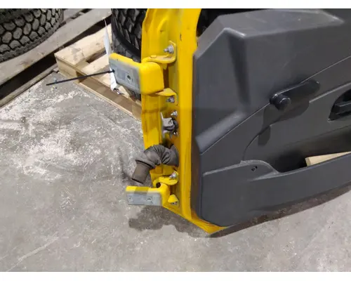 INTERNATIONAL 4300 2002-2020 DOOR ASSEMBLY, FRONT