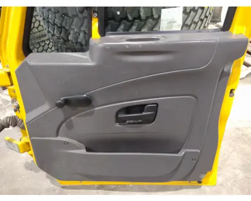 INTERNATIONAL 4300 2002-2020 DOOR ASSEMBLY, FRONT