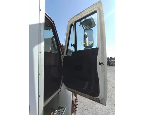 INTERNATIONAL 4300 2002-2020 DOOR ASSEMBLY, FRONT