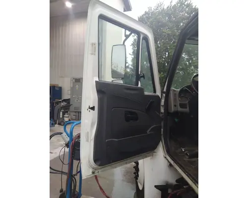 INTERNATIONAL 4300 2002-2020 DOOR ASSEMBLY, FRONT