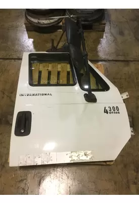 INTERNATIONAL 4300 2002-2020 DOOR ASSEMBLY, FRONT