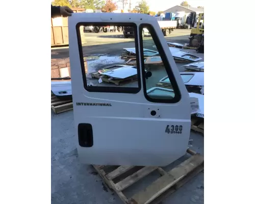 INTERNATIONAL 4300 2002-2020 DOOR ASSEMBLY, FRONT