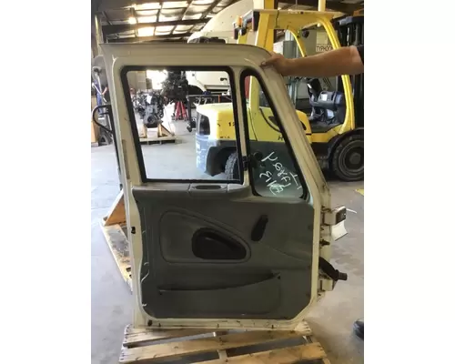 INTERNATIONAL 4300 2002-2020 DOOR ASSEMBLY, FRONT