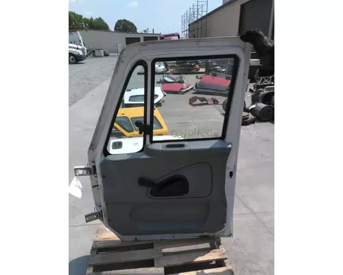 INTERNATIONAL 4300 2002-2020 DOOR ASSEMBLY, FRONT