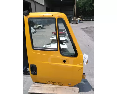 INTERNATIONAL 4300 2002-2020 DOOR ASSEMBLY, FRONT