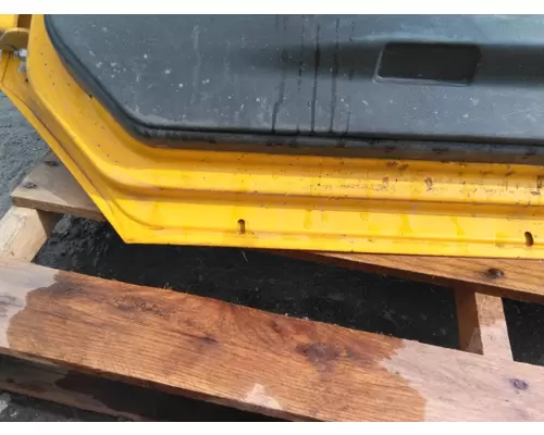 INTERNATIONAL 4300 2002-2020 DOOR ASSEMBLY, FRONT