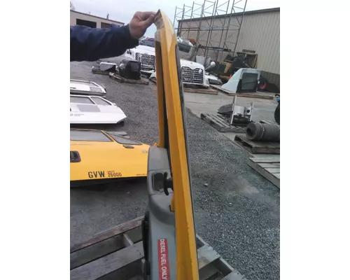 INTERNATIONAL 4300 2002-2020 DOOR ASSEMBLY, FRONT