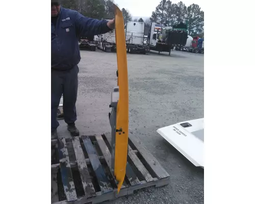 INTERNATIONAL 4300 2002-2020 DOOR ASSEMBLY, FRONT