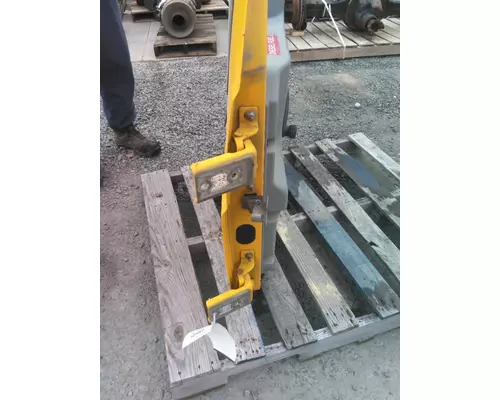 INTERNATIONAL 4300 2002-2020 DOOR ASSEMBLY, FRONT