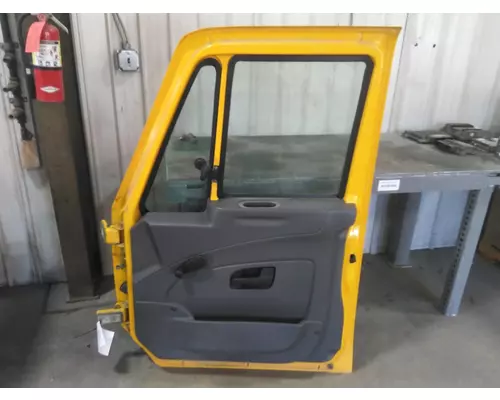 INTERNATIONAL 4300 2002-2020 DOOR ASSEMBLY, FRONT