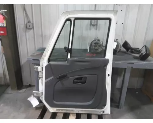 INTERNATIONAL 4300 2002-2020 DOOR ASSEMBLY, FRONT