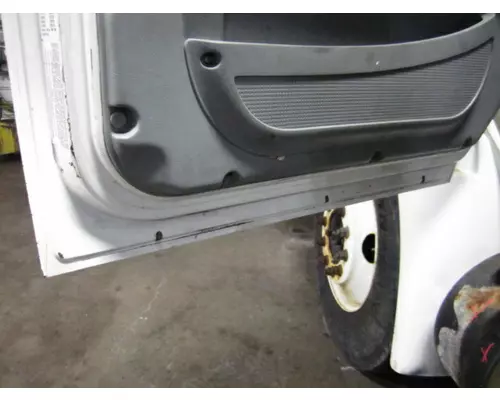 INTERNATIONAL 4300 2002-2020 DOOR ASSEMBLY, FRONT