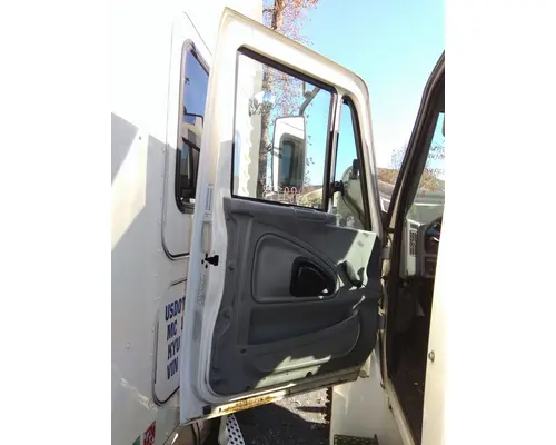 INTERNATIONAL 4300 2002-2020 DOOR ASSEMBLY, FRONT