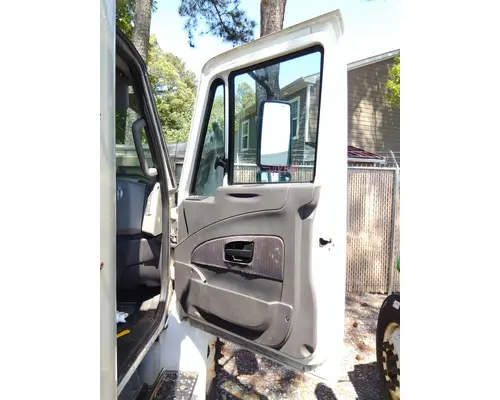 INTERNATIONAL 4300 2002-2020 DOOR ASSEMBLY, FRONT