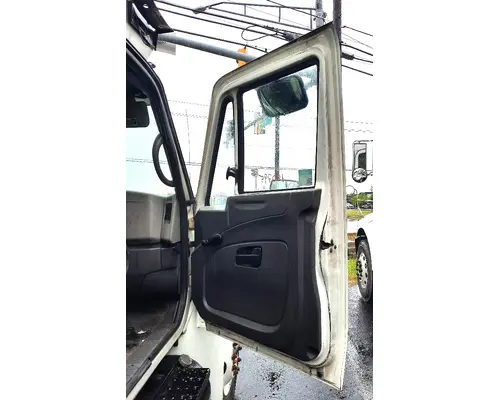 INTERNATIONAL 4300 2002-2020 DOOR ASSEMBLY, FRONT