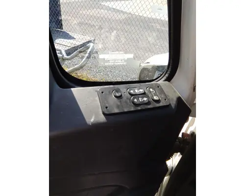INTERNATIONAL 4300 2002-2020 DOOR ASSEMBLY, FRONT
