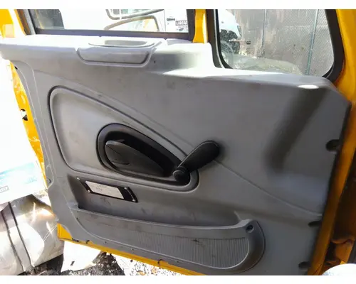 INTERNATIONAL 4300 2002-2020 DOOR ASSEMBLY, FRONT