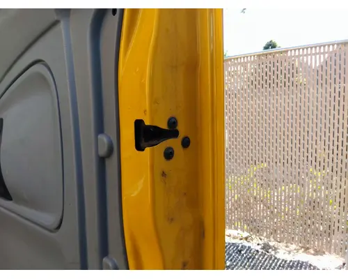 INTERNATIONAL 4300 2002-2020 DOOR ASSEMBLY, FRONT