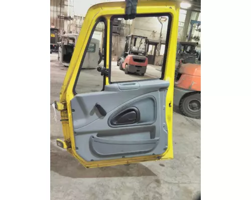 INTERNATIONAL 4300 2002-2020 DOOR ASSEMBLY, FRONT