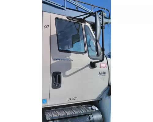 INTERNATIONAL 4300 2002-2020 DOOR ASSEMBLY, FRONT