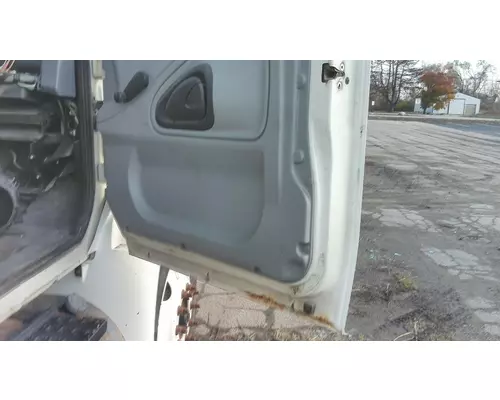 INTERNATIONAL 4300 2002-2020 DOOR ASSEMBLY, FRONT