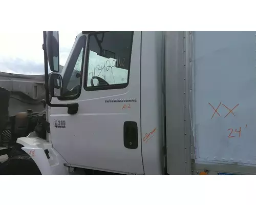 INTERNATIONAL 4300 2002-2020 DOOR ASSEMBLY, FRONT