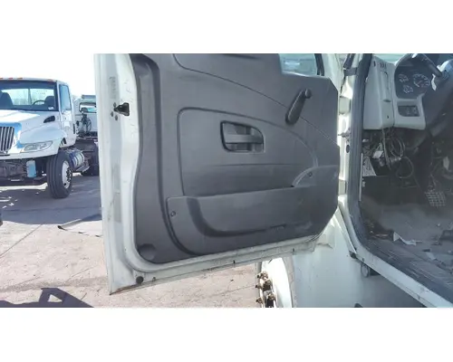 INTERNATIONAL 4300 2002-2020 DOOR ASSEMBLY, FRONT
