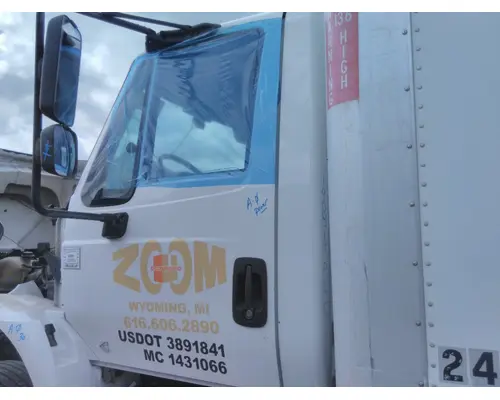 INTERNATIONAL 4300 2002-2020 DOOR ASSEMBLY, FRONT