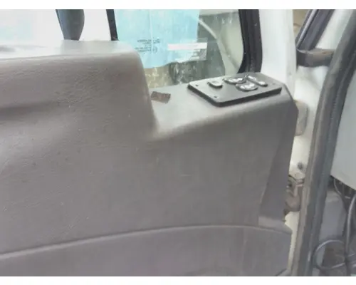 INTERNATIONAL 4300 2002-2020 DOOR ASSEMBLY, FRONT