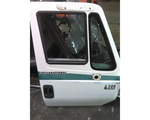 INTERNATIONAL 4300 2002-2020 DOOR ASSEMBLY, FRONT