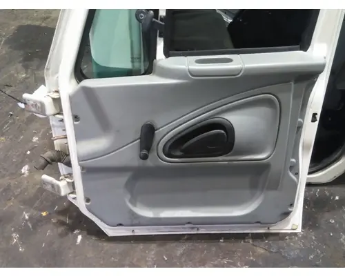 INTERNATIONAL 4300 2002-2020 DOOR ASSEMBLY, FRONT
