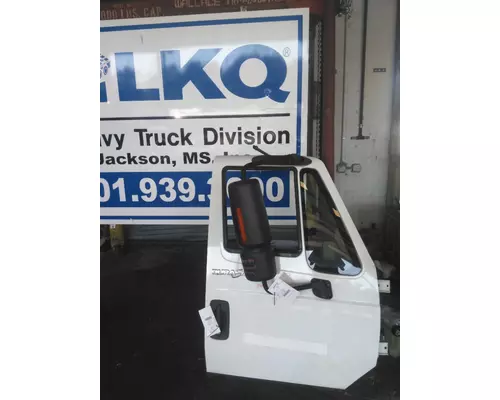 INTERNATIONAL 4300 2002-2020 DOOR ASSEMBLY, FRONT