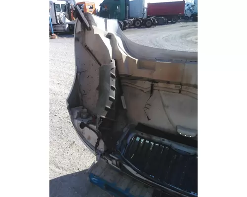 INTERNATIONAL 4300 2010-2019 HOOD